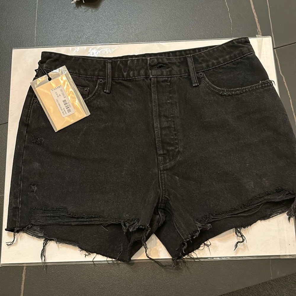GRLFRND NWT black denim button up shorts. Originally $160.